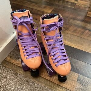 Moxi Beach Bunny Roller Skates 6